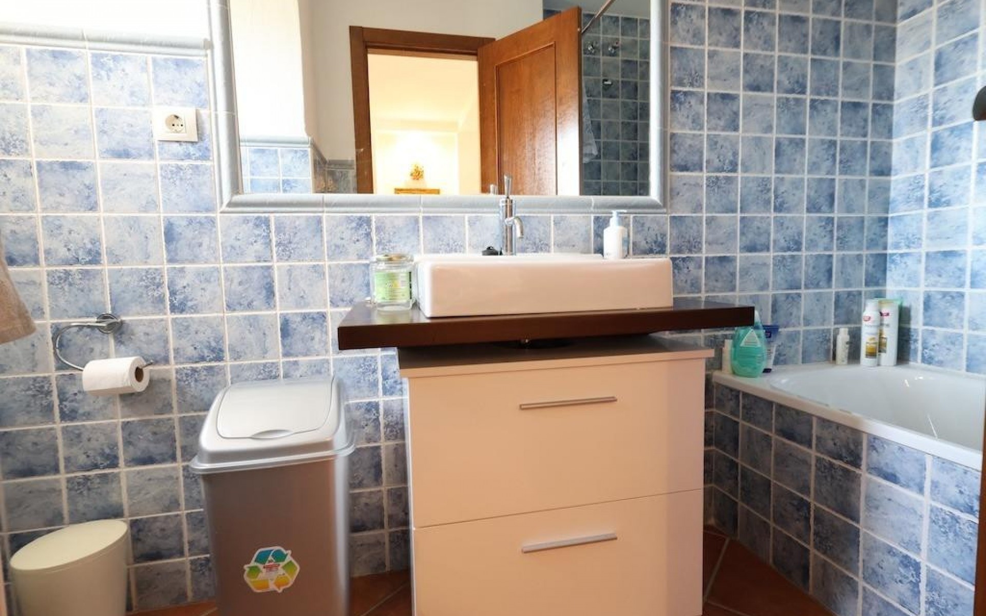 Resale - Villa - Los Altos