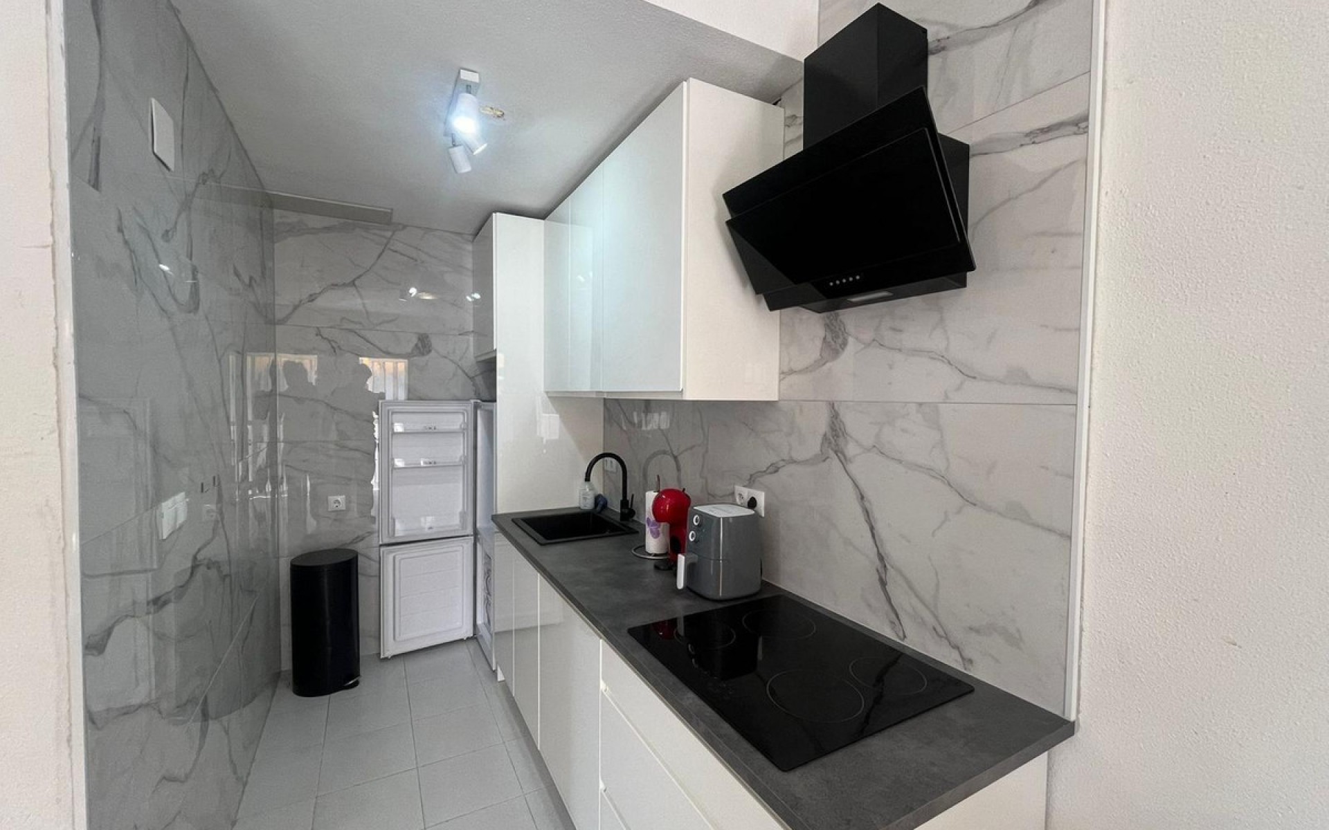 Resale - Villa - Los Altos