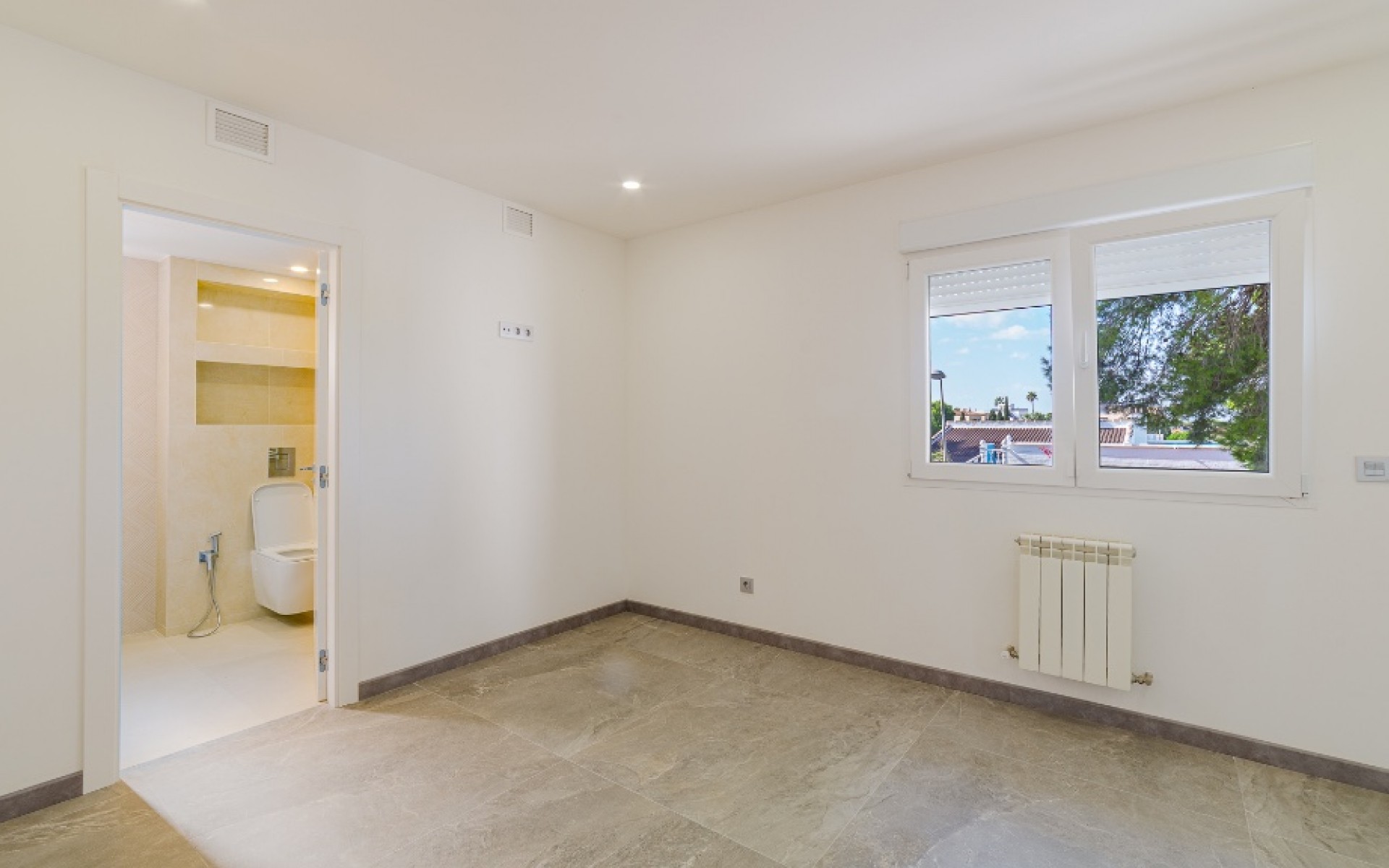 Resale - Villa - Los Balcones