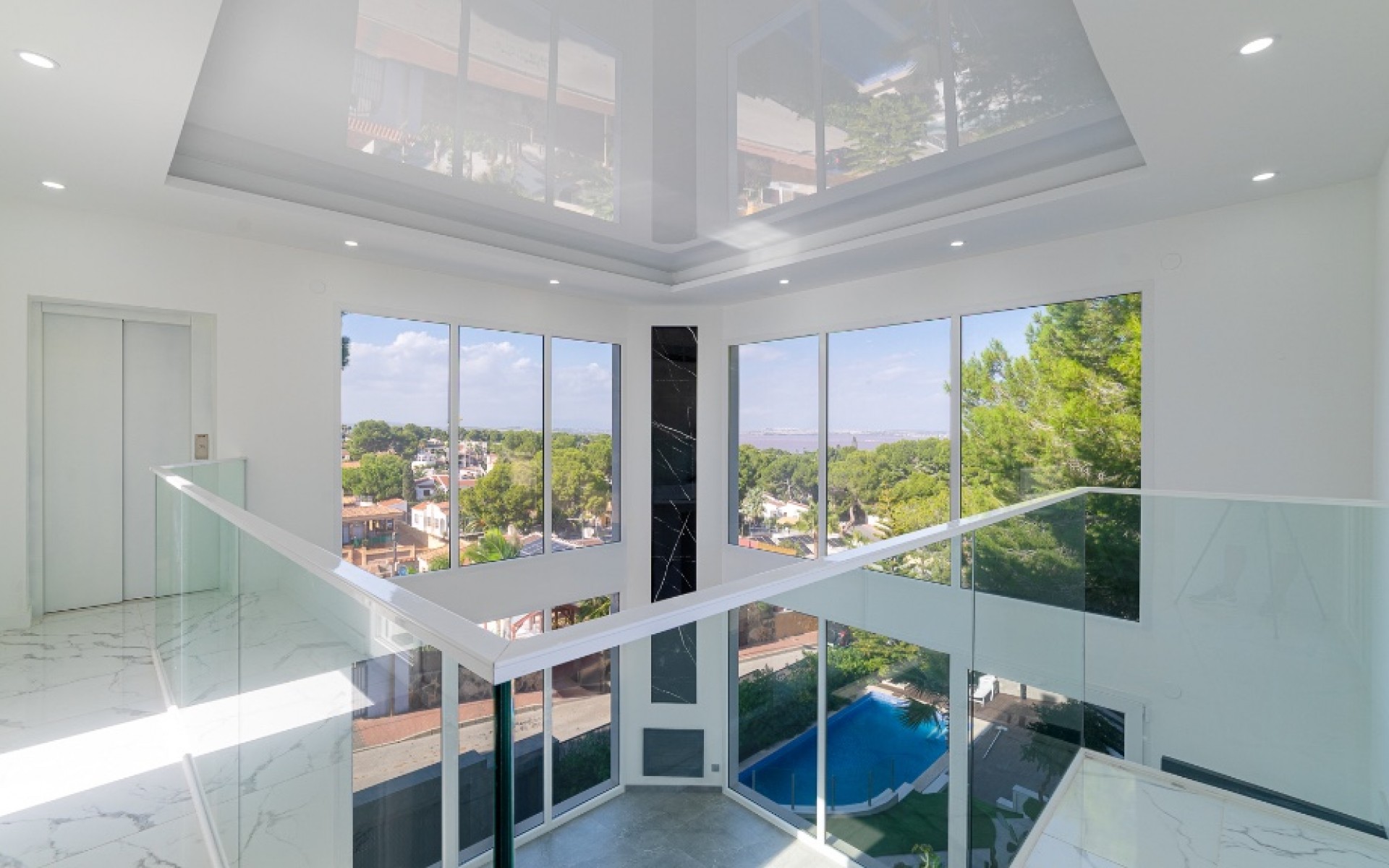 Resale - Villa - Los Balcones