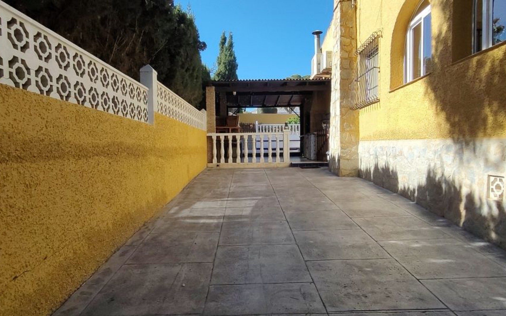 Resale - Villa - Los Balcones