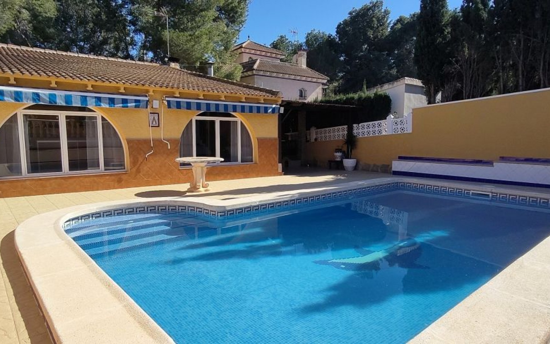 Resale - Villa - Los Balcones