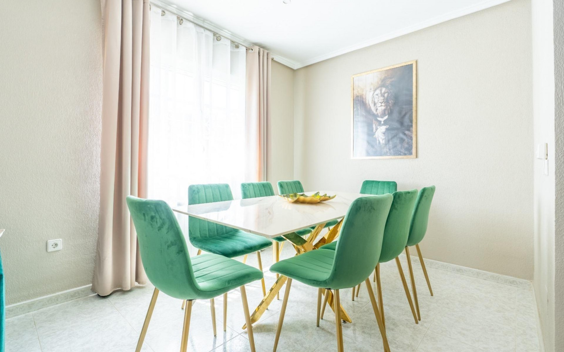 Resale - Villa - Los Balcones