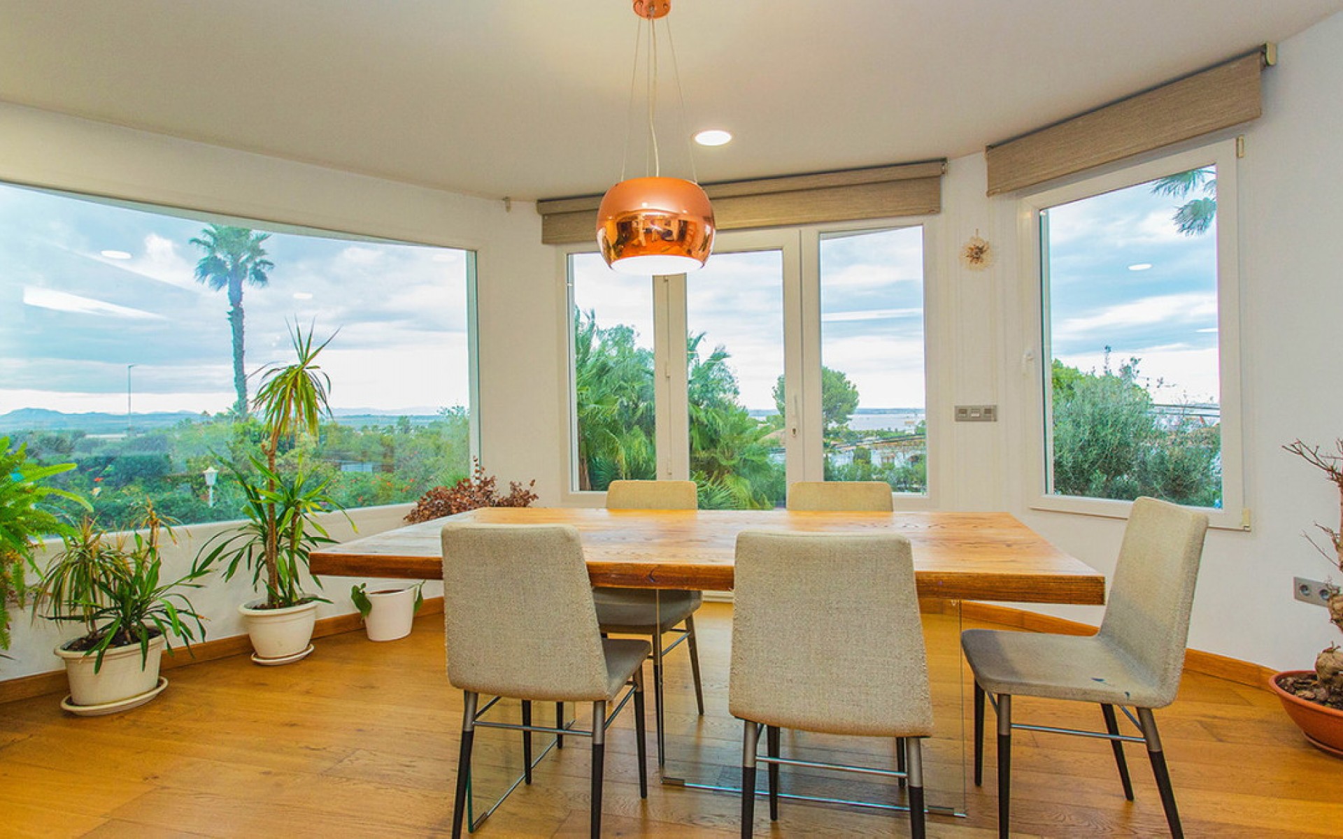 Resale - Villa - Los Balcones