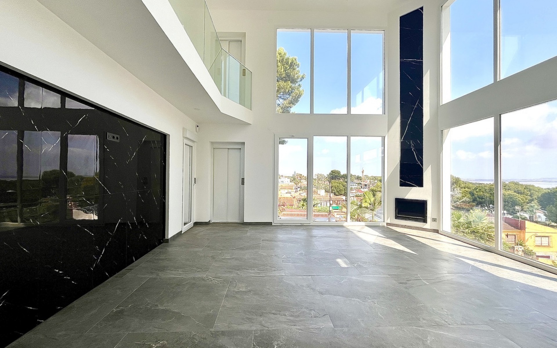 Resale - Villa - Los Balcones