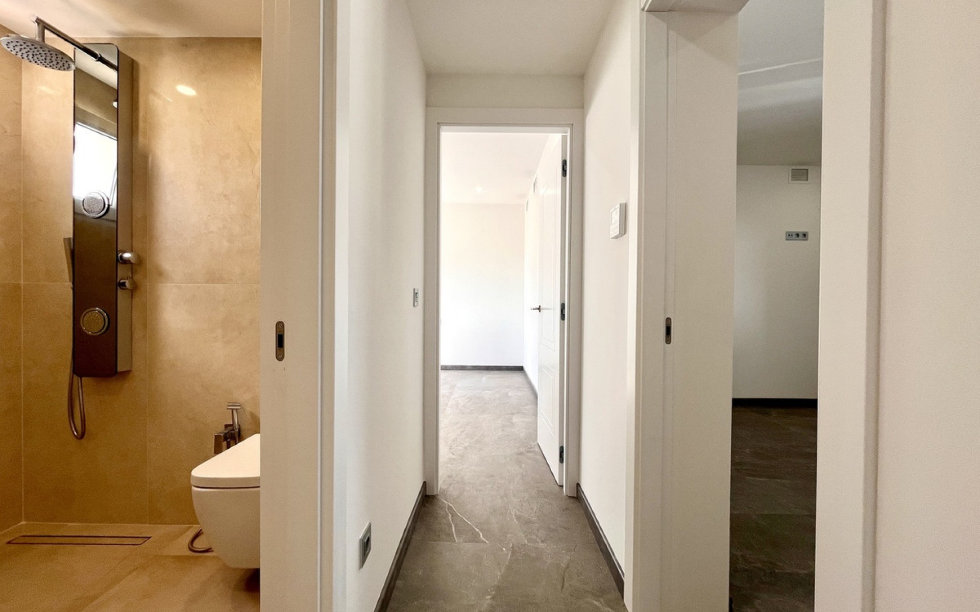 Resale - Villa - Los Balcones