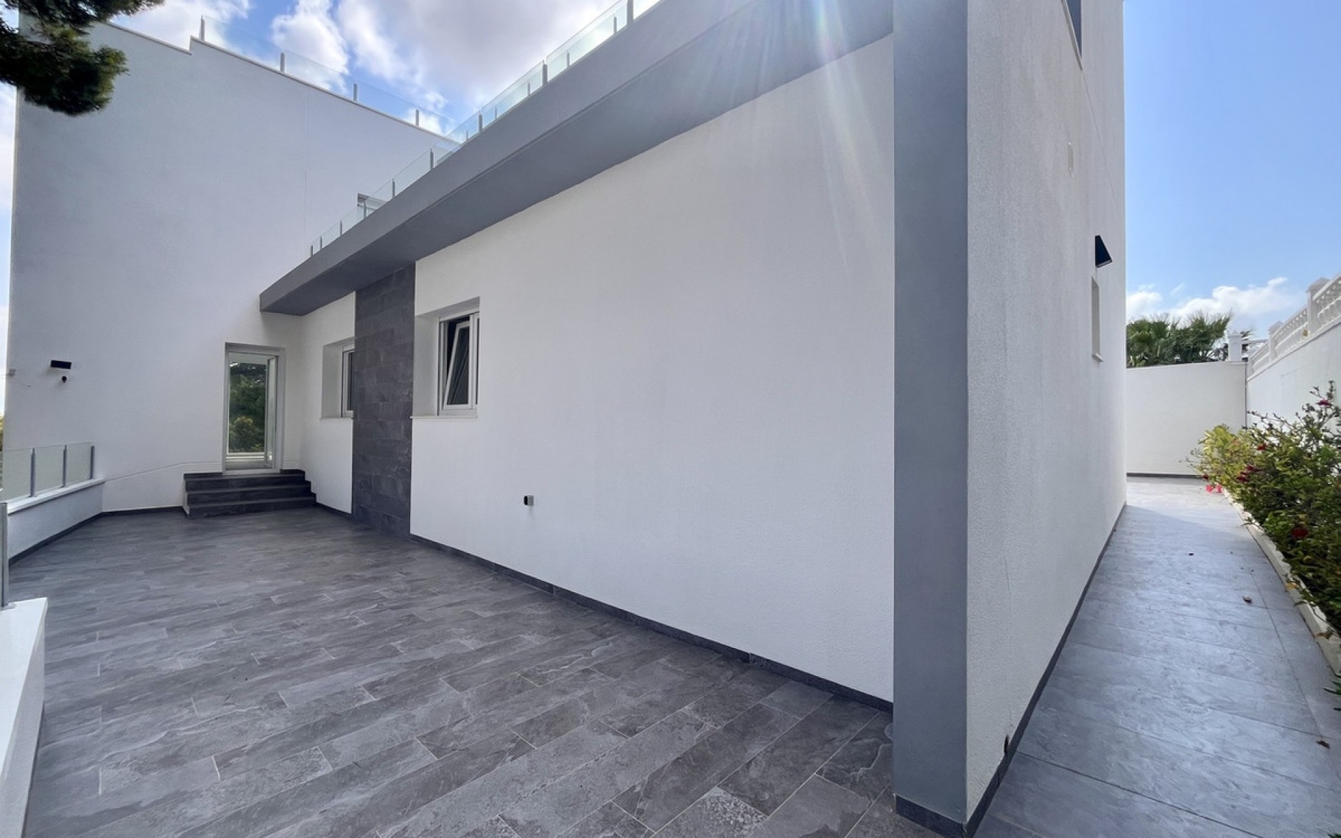 Resale - Villa - Los Balcones