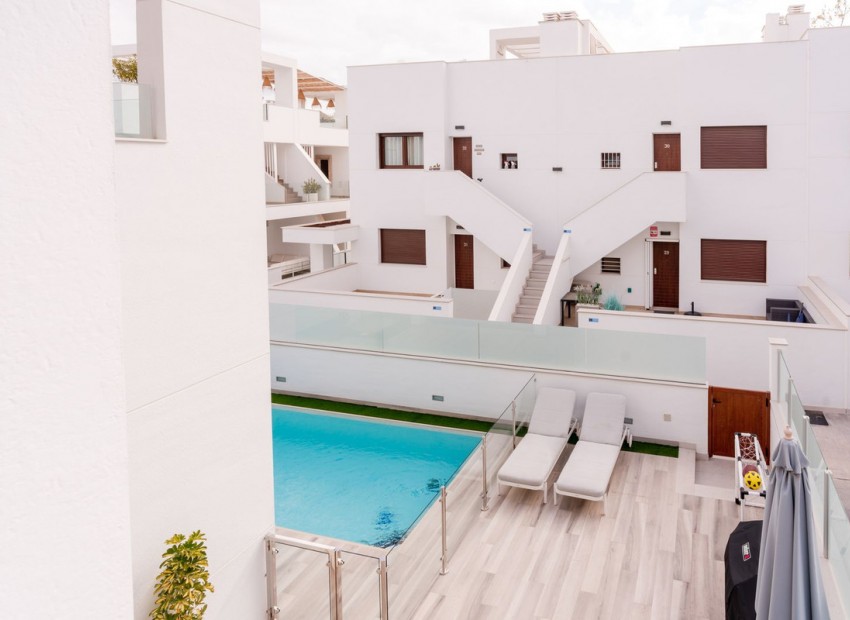 Resale - Villa - Los Balcones