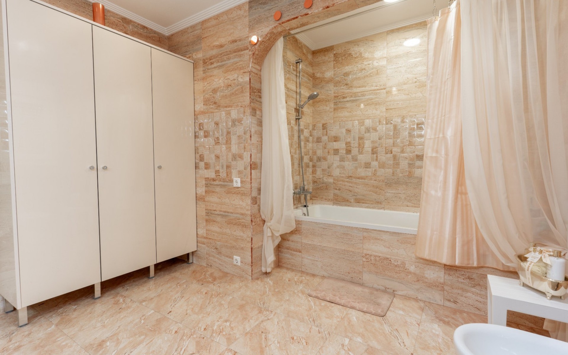 Resale - Villa - Los Balcones