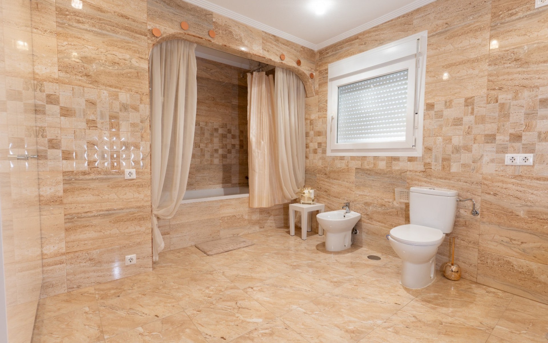 Resale - Villa - Los Balcones