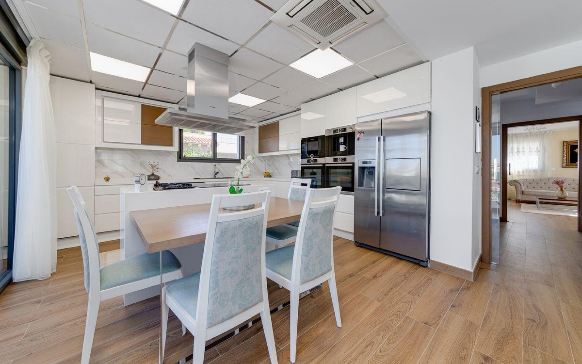 Resale - Villa - Los Balcones