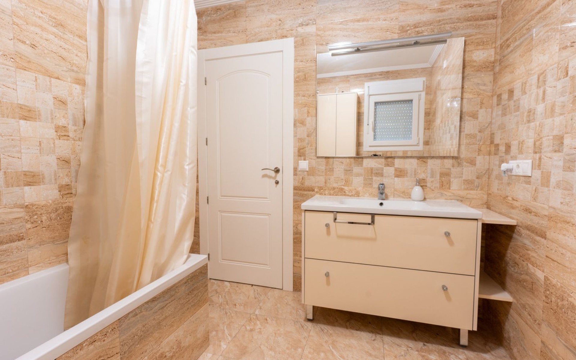 Resale - Villa - Los Balcones