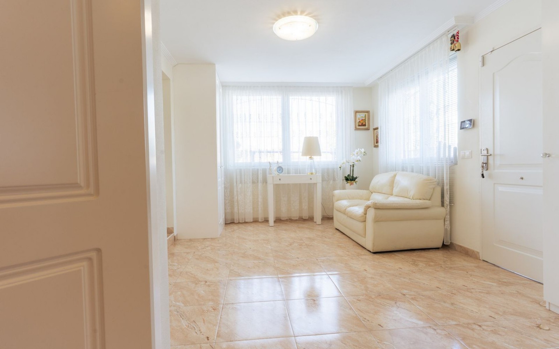 Resale - Villa - Los Balcones