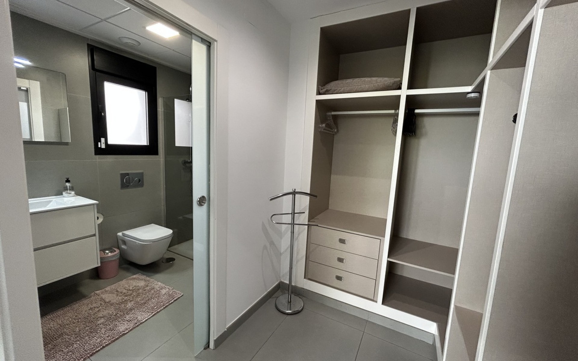 Resale - Villa - Los Balcones