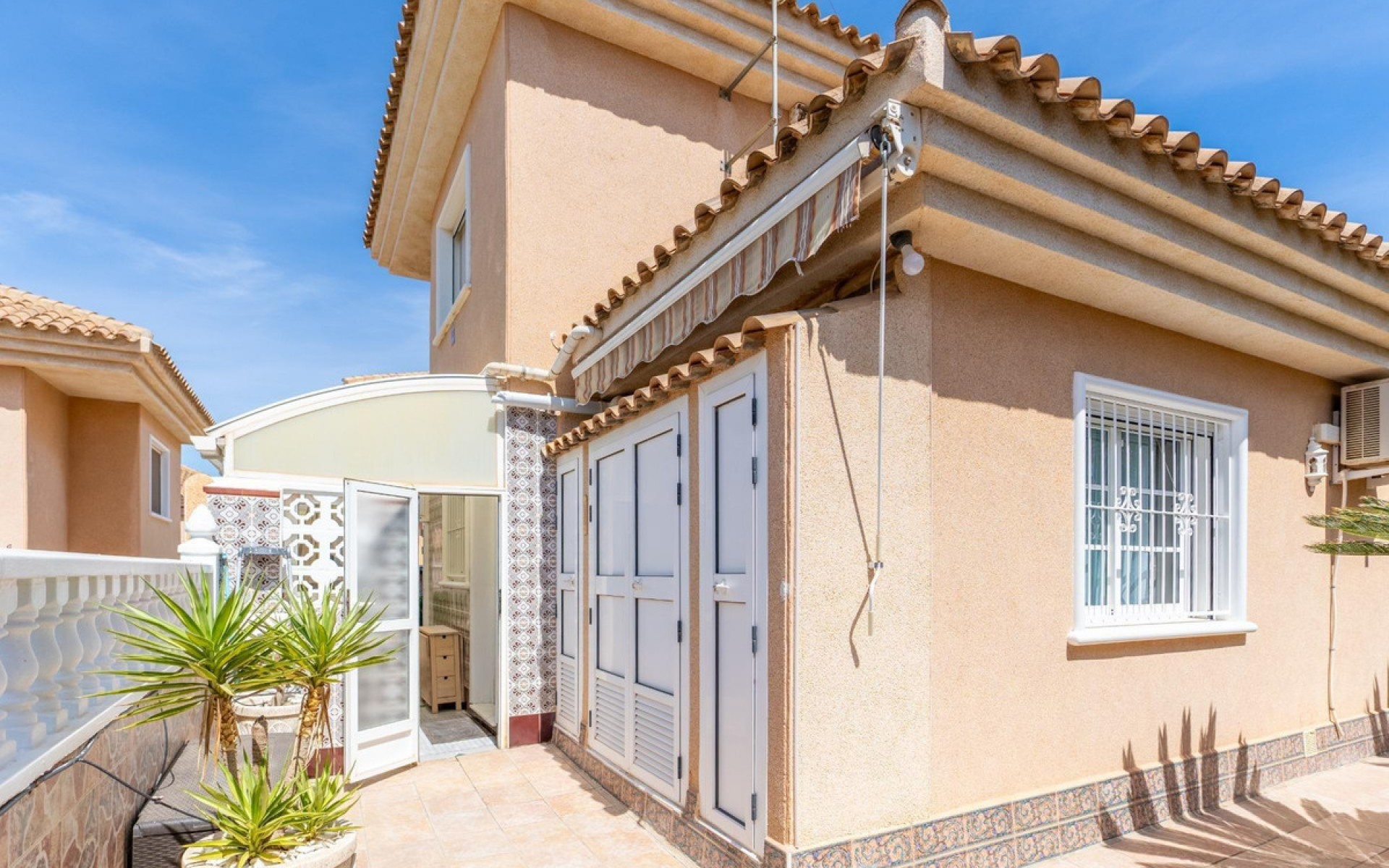Resale - Villa - Los Balcones