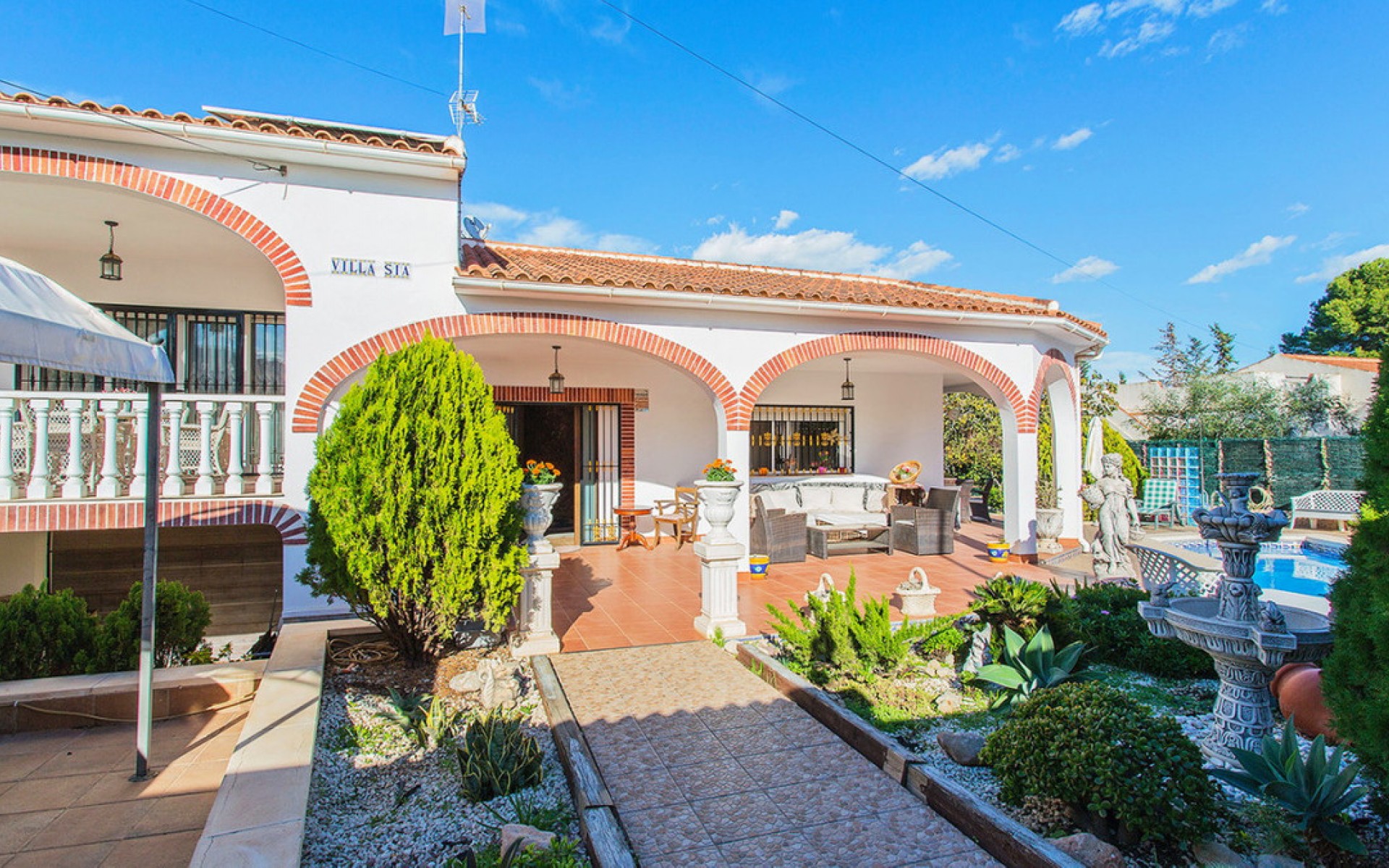 Resale - Villa - Los Balcones