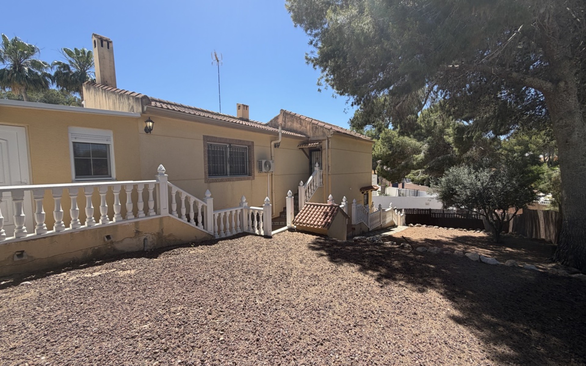 Resale - Villa - Los Balcones