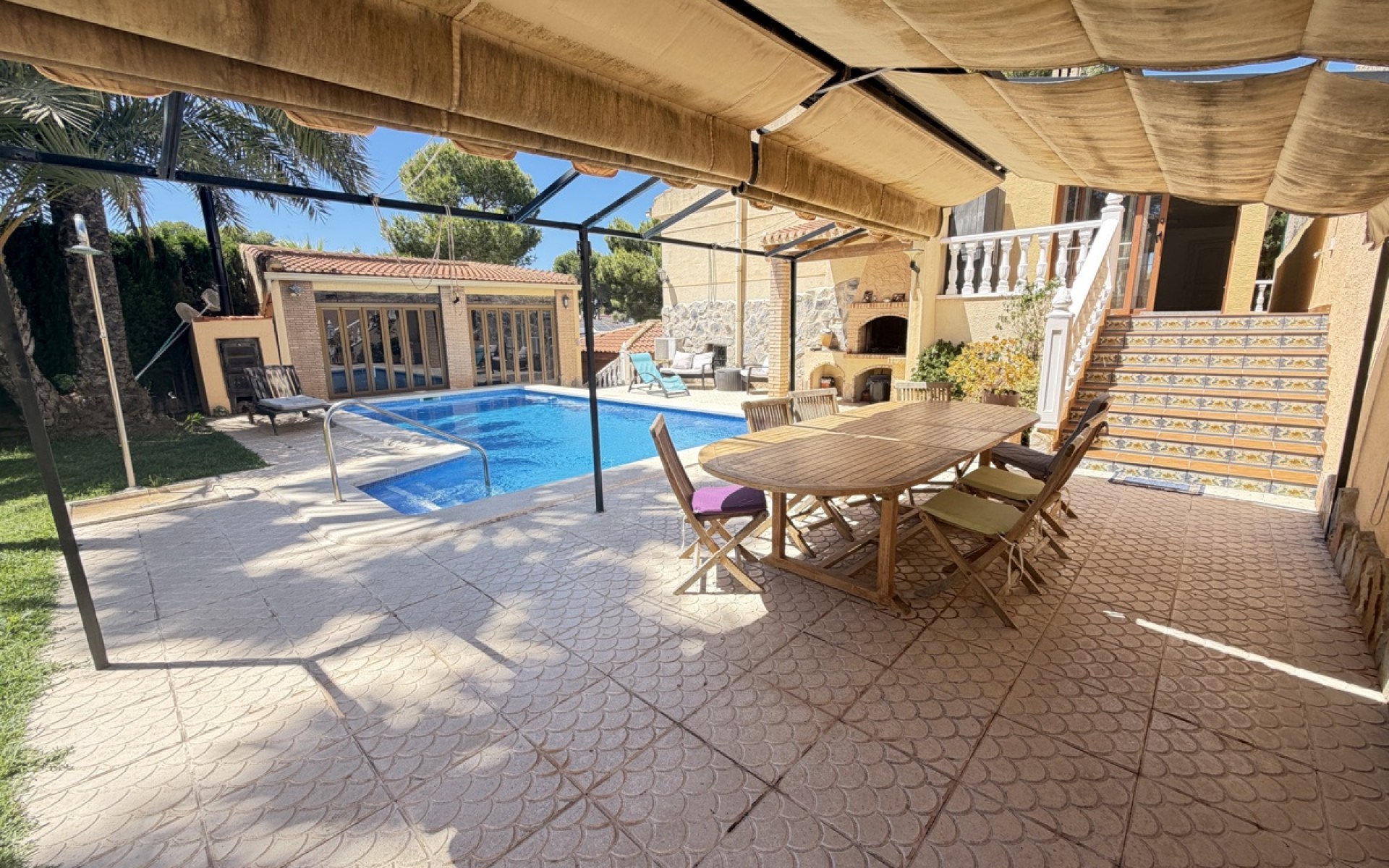 Resale - Villa - Los Balcones