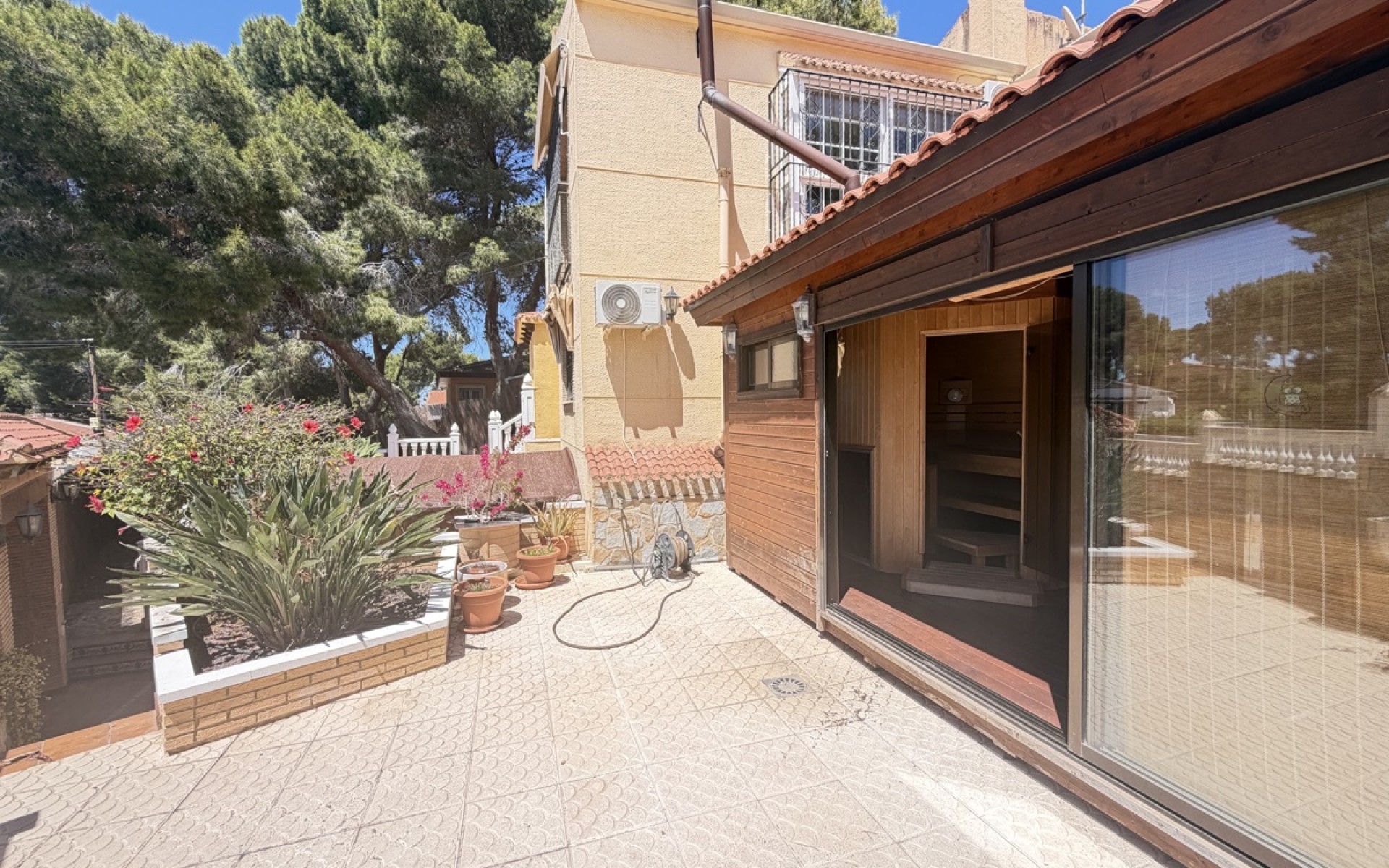 Resale - Villa - Los Balcones