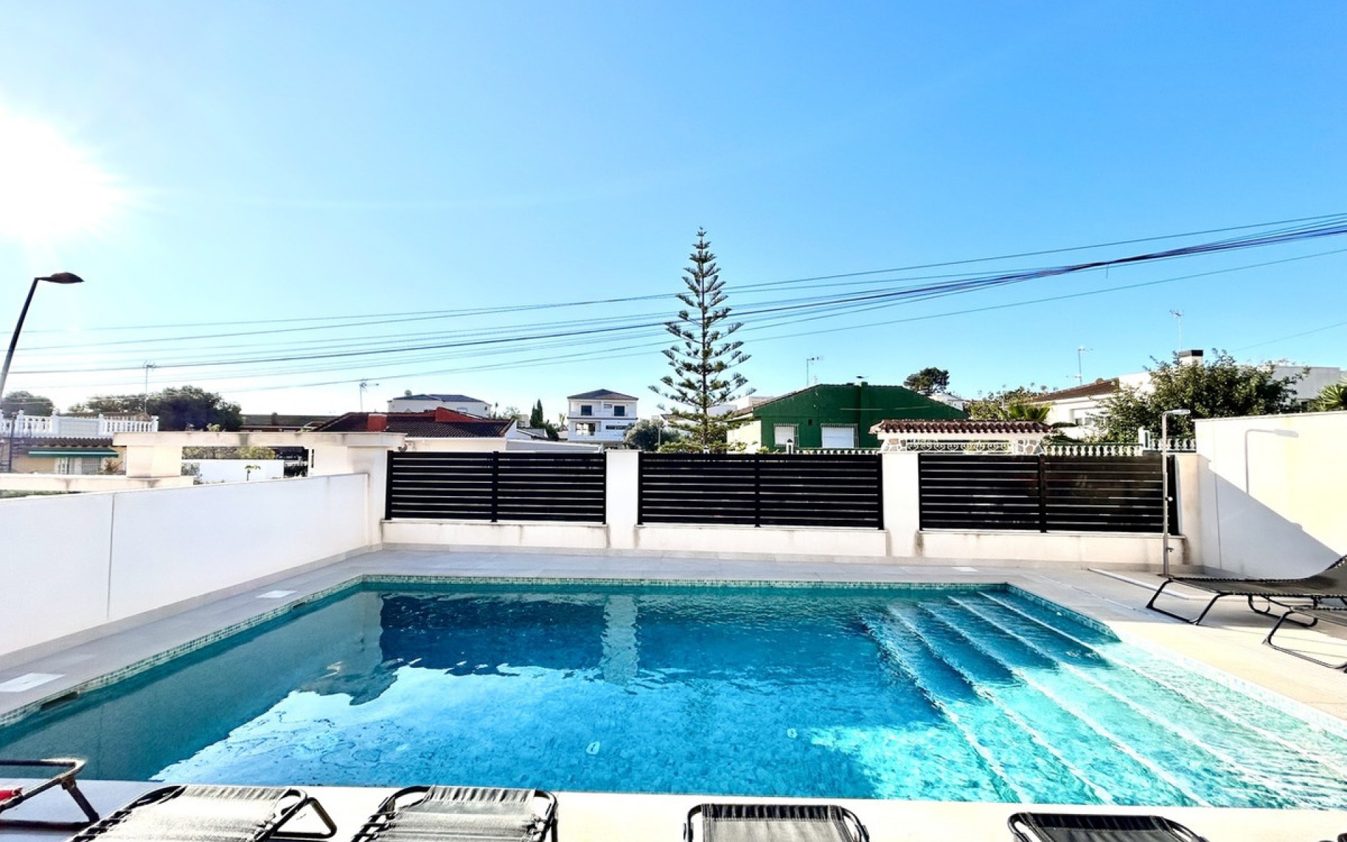 Resale - Villa - Los Balcones