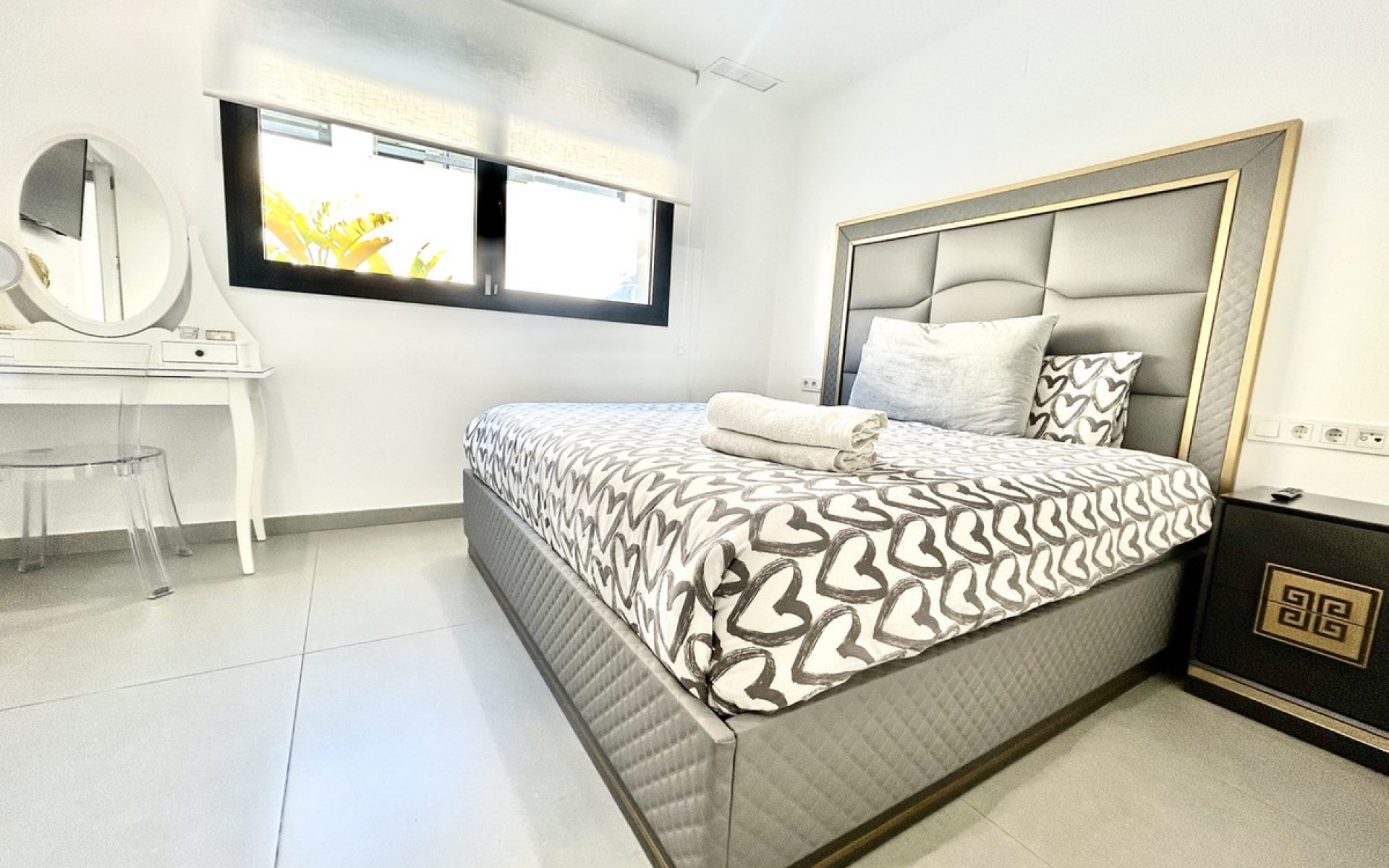Resale - Villa - Los Balcones