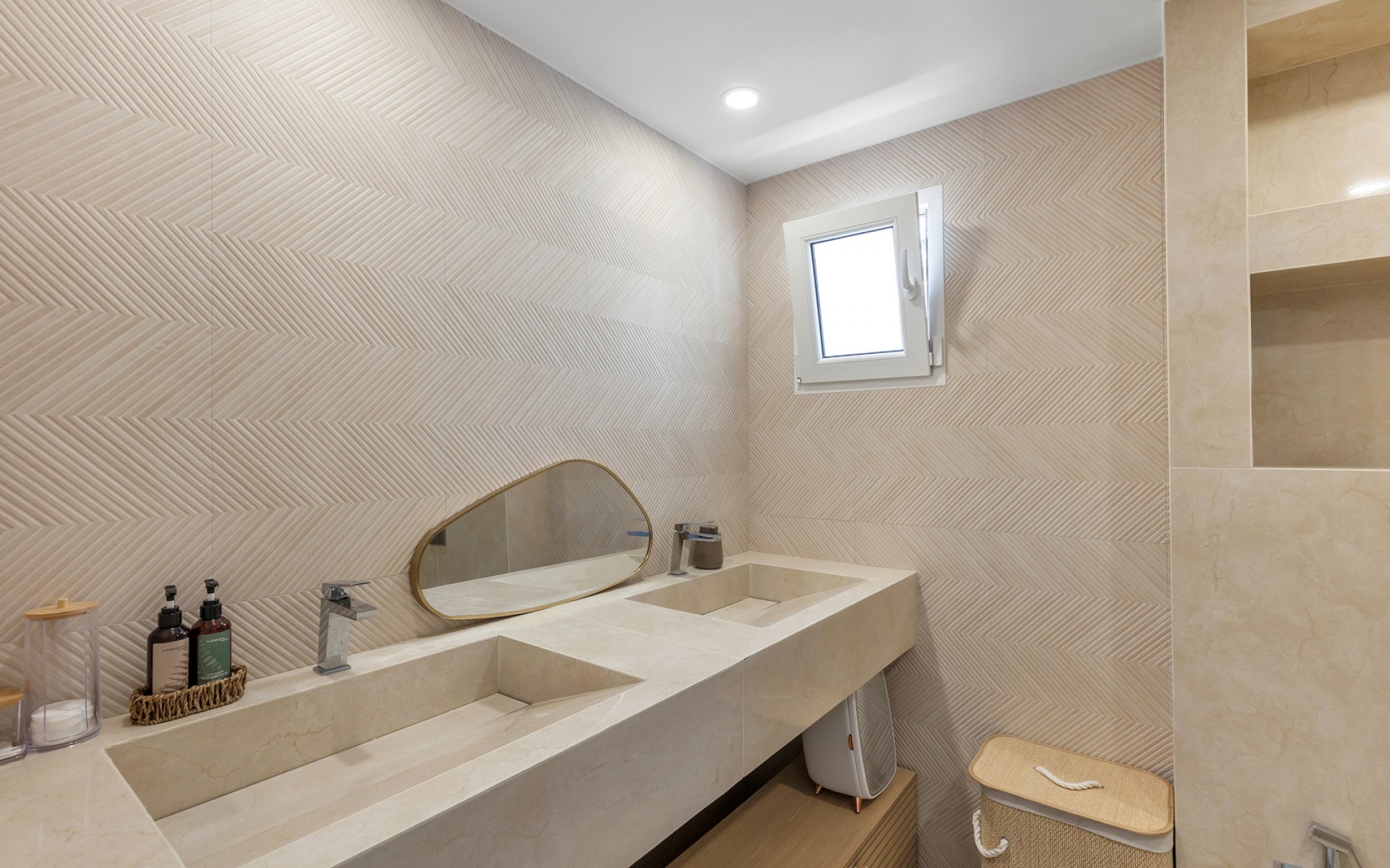Resale - Villa - Los Balcones