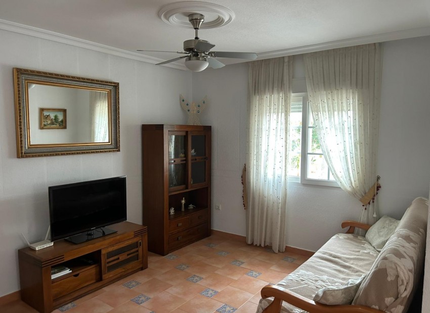 Resale - Villa - Los Dolses