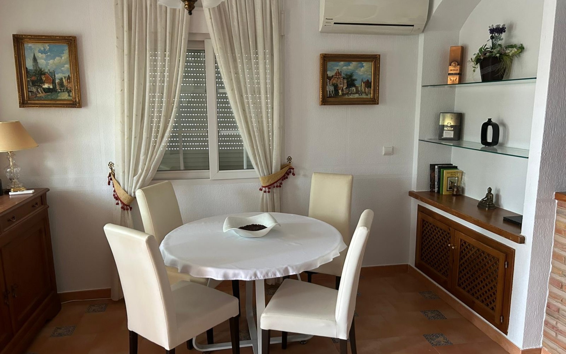 Resale - Villa - Los Dolses