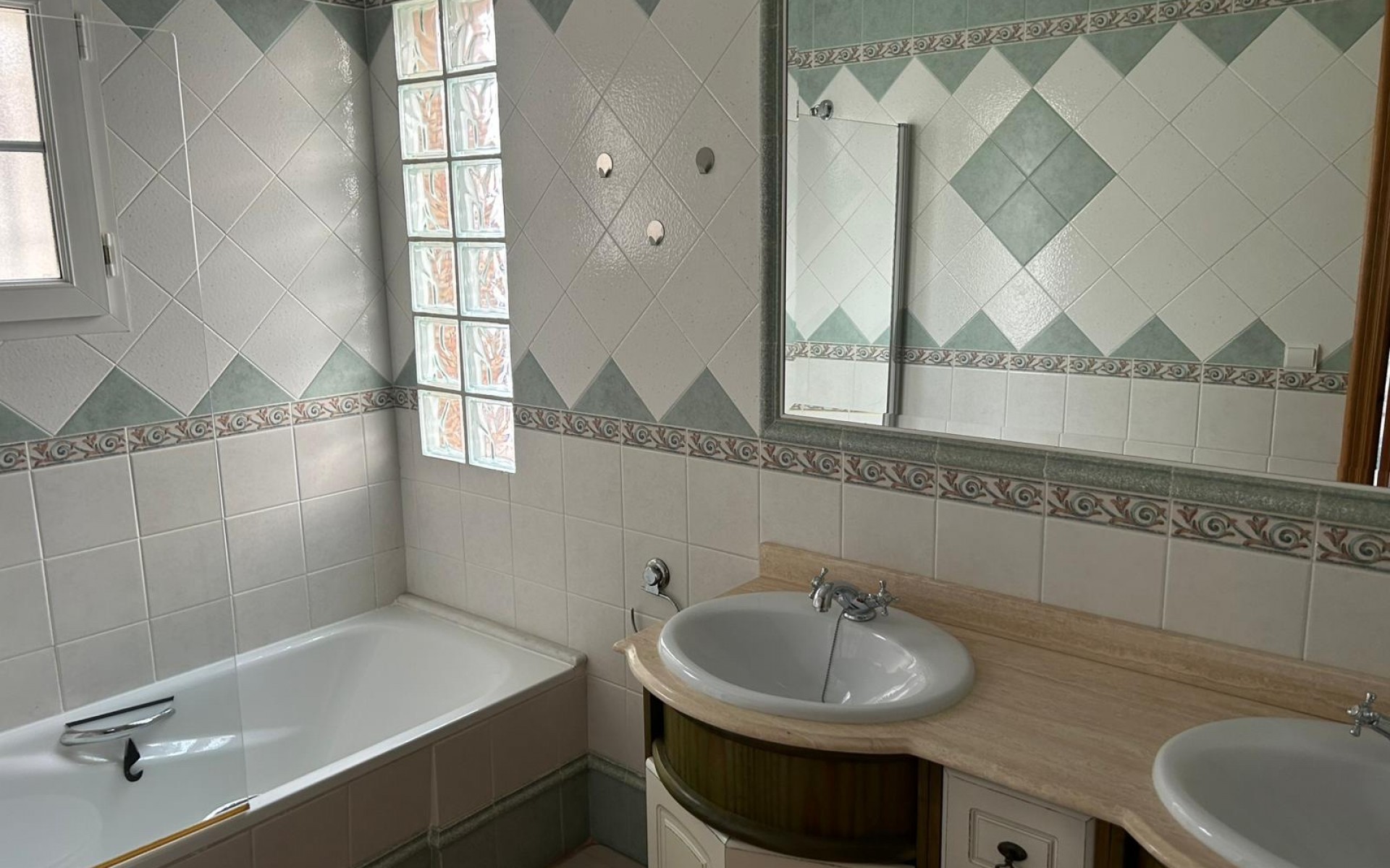 Resale - Villa - Los Dolses