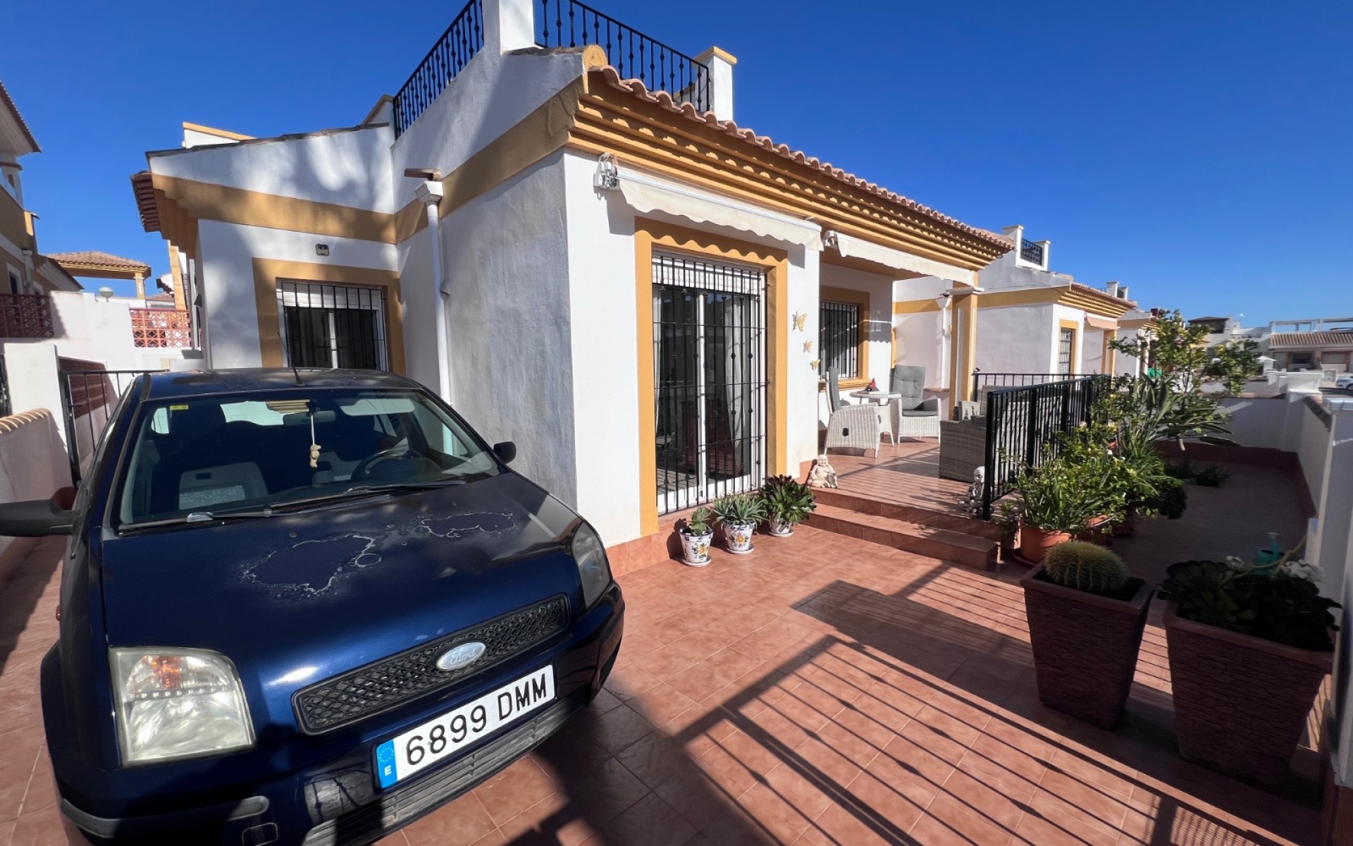Resale - Villa - Los Montesinos - Entre Naranjos