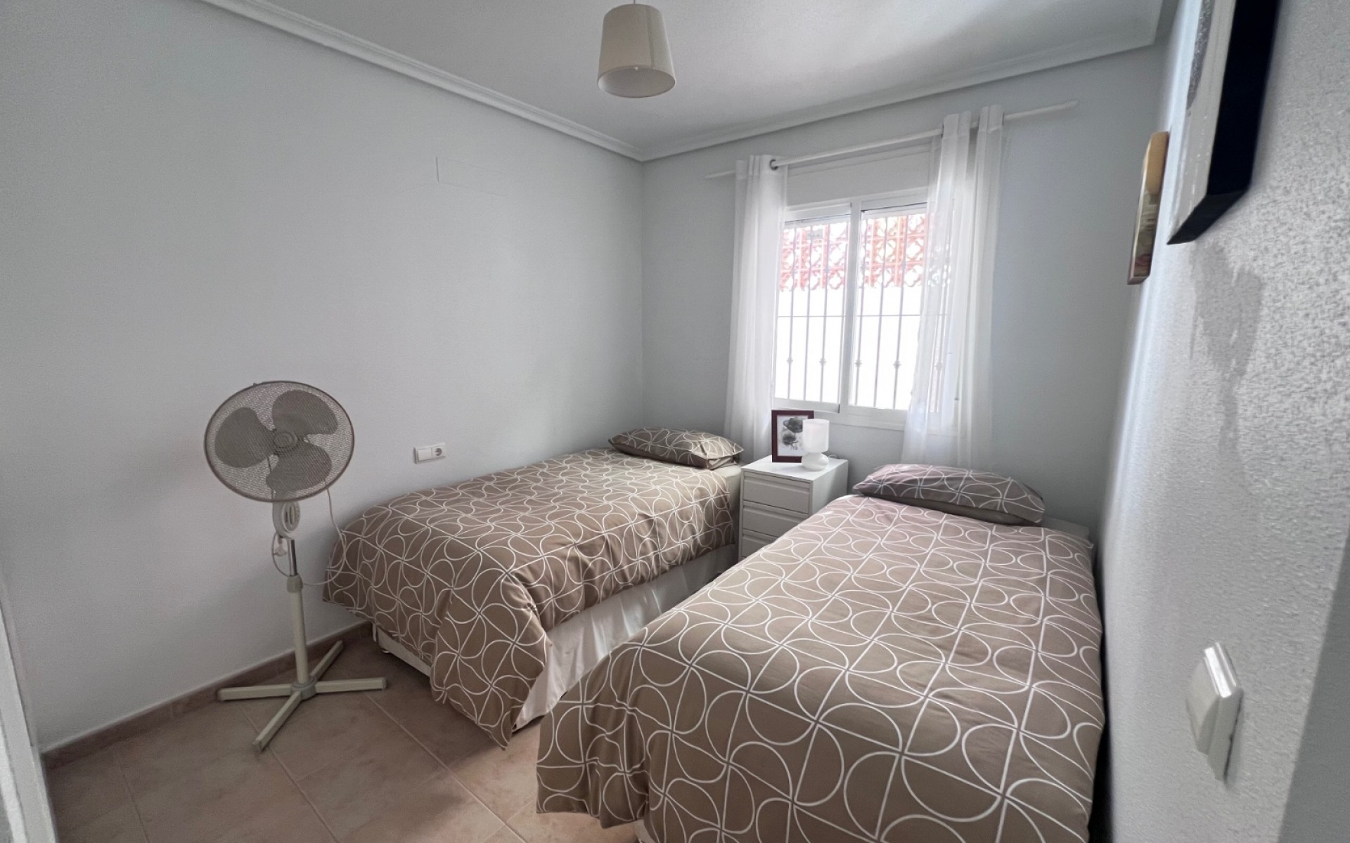 Resale - Villa - Los Montesinos - Entre Naranjos