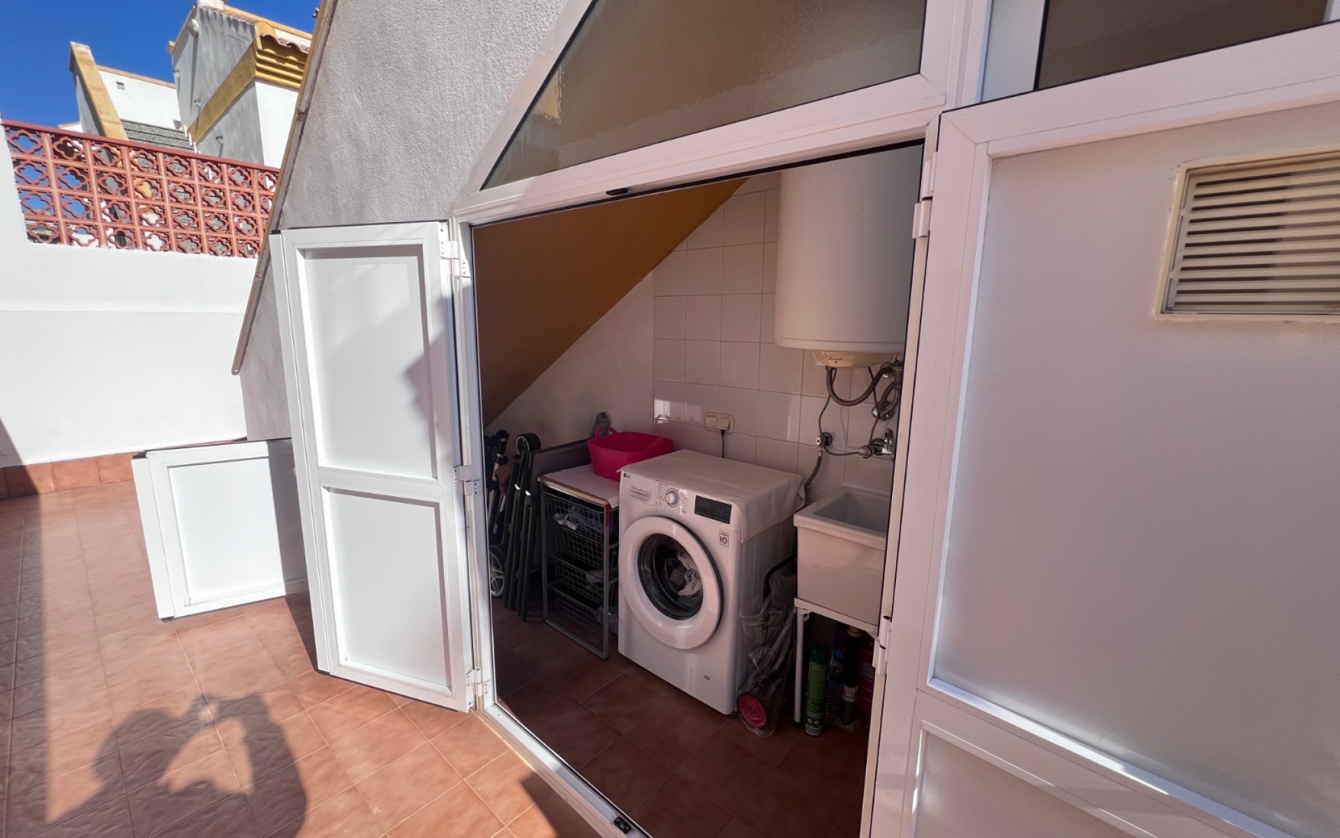 Resale - Villa - Los Montesinos - Entre Naranjos