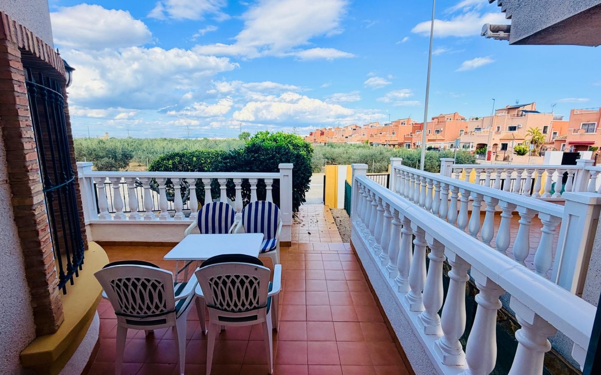 Resale - Villa - Los Montesinos - La Herada