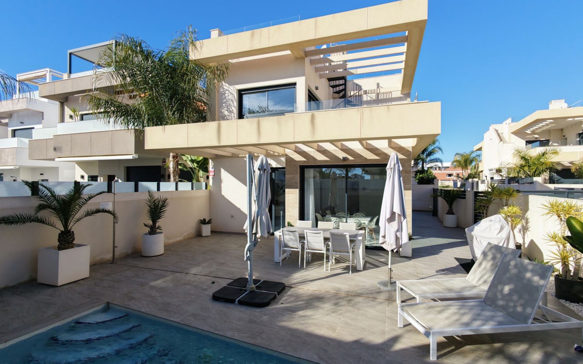 Resale - Villa - Los Montesinos - Los Montesinos Centro