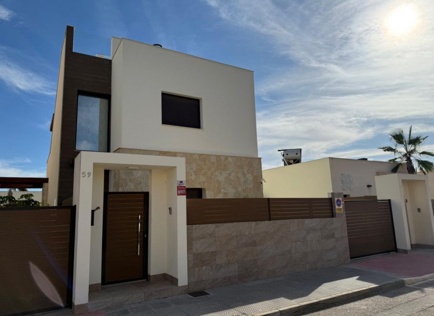 Resale - Villa - Los Montesinos - Los Montesinos Centro