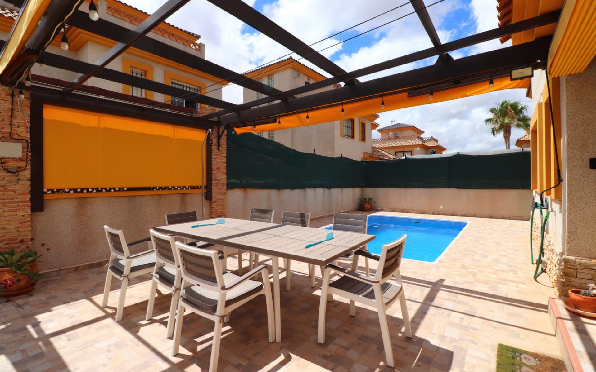 Resale - Villa - Los Montesinos - Los Montesinos Centro