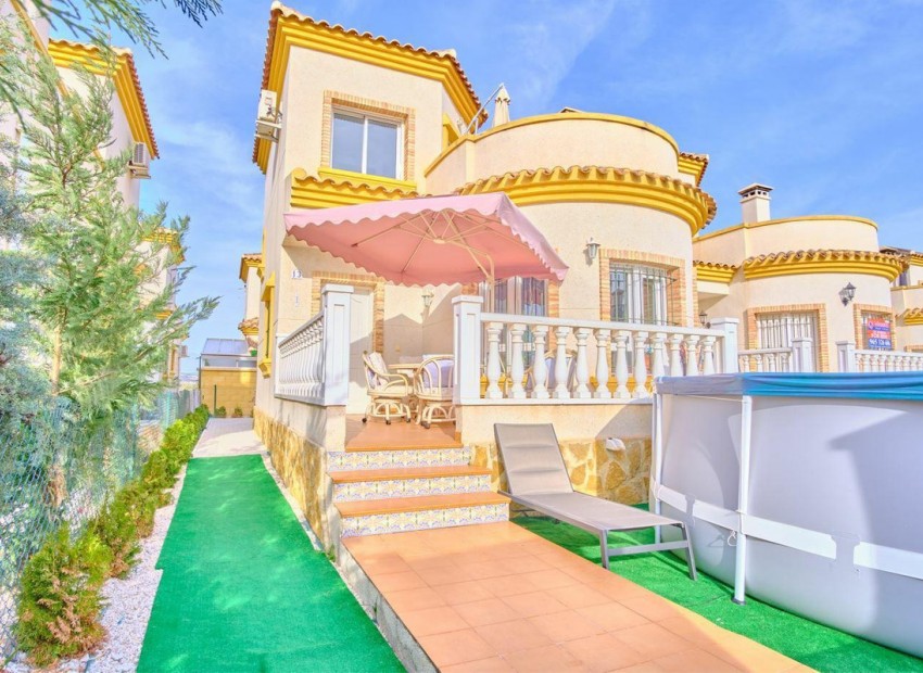 Resale - Villa - Los Montesinos - Los Montesinos Centro
