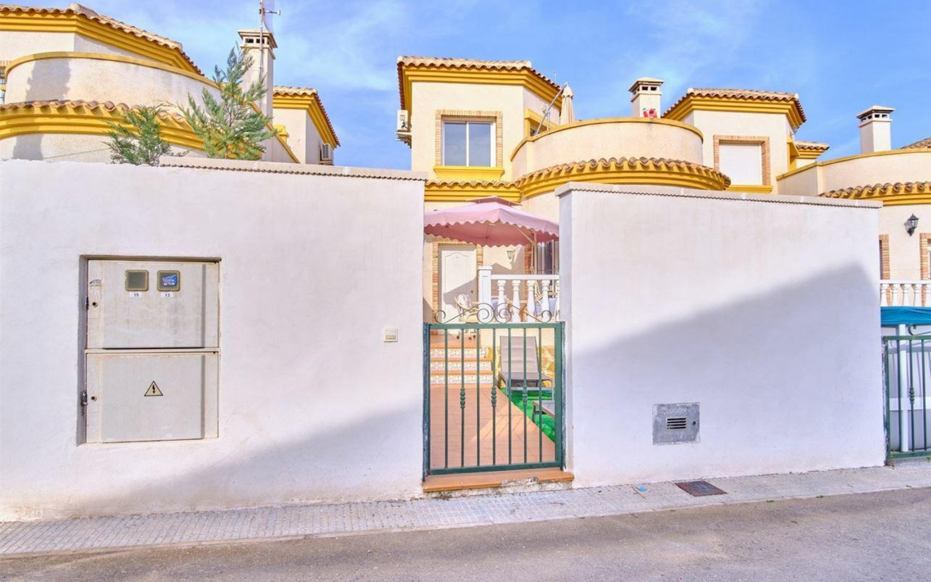 Resale - Villa - Los Montesinos - Los Montesinos Centro