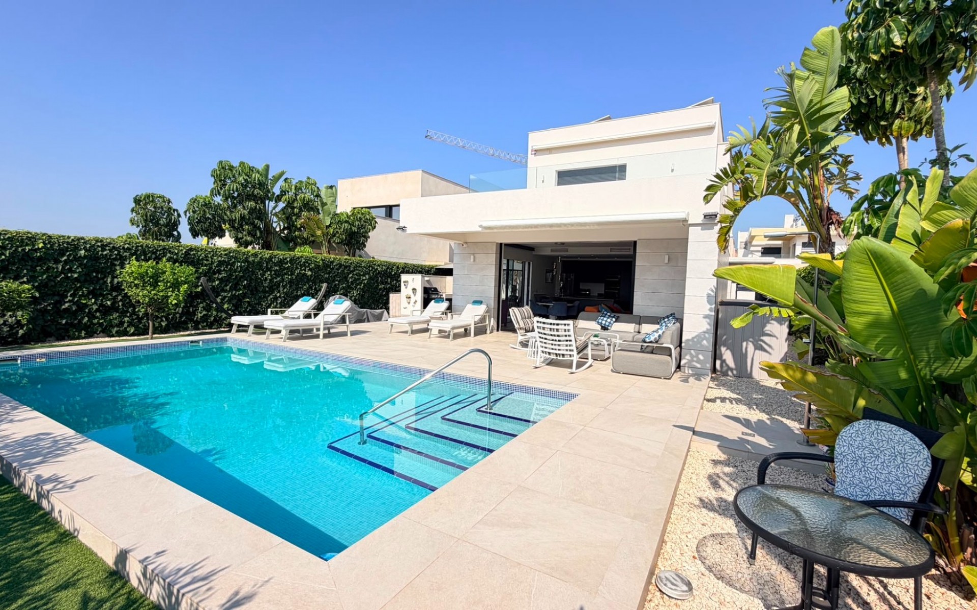 Resale - Villa - Los Montesinos - Los Montesinos - Urb. La Herrada