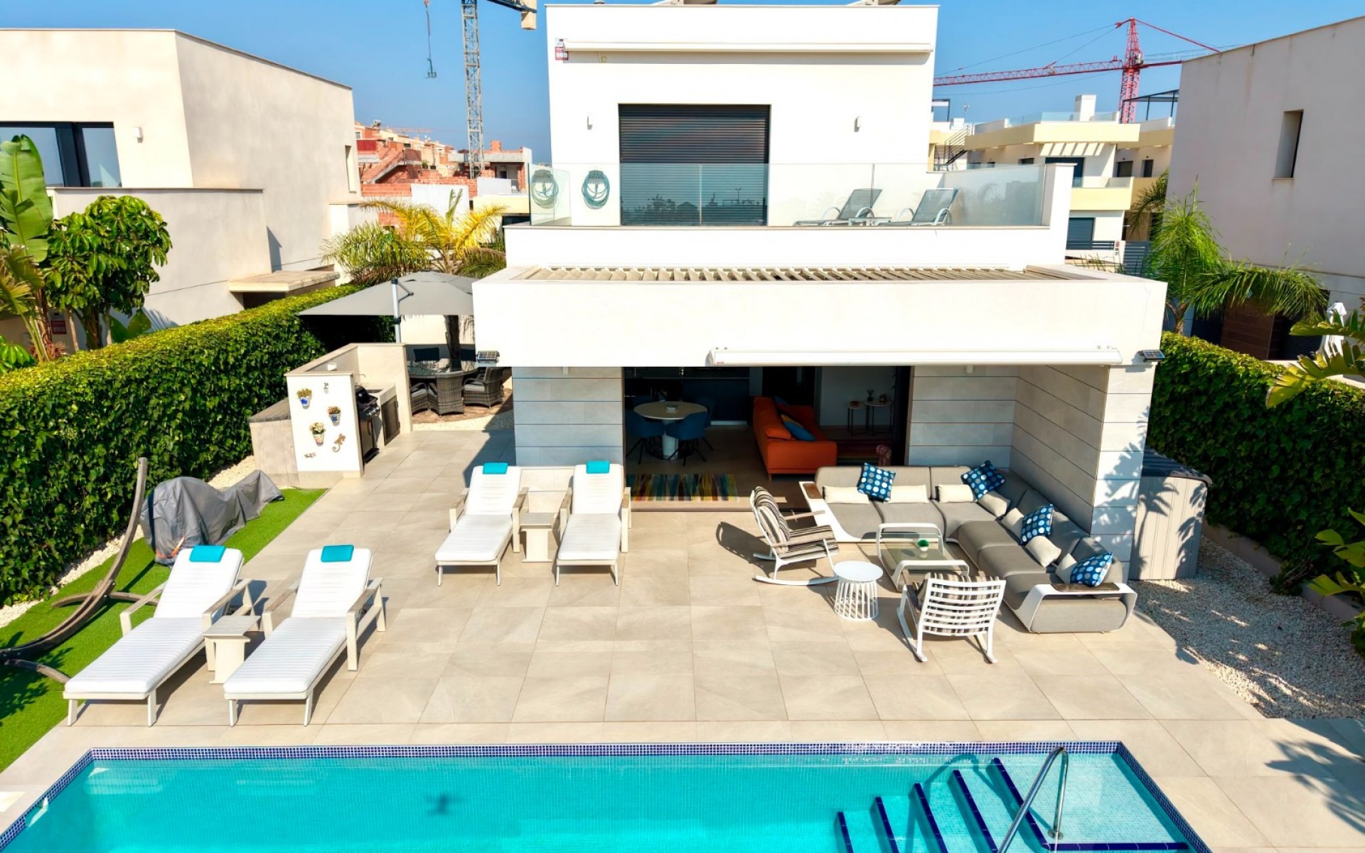 Resale - Villa - Los Montesinos - Los Montesinos - Urb. La Herrada