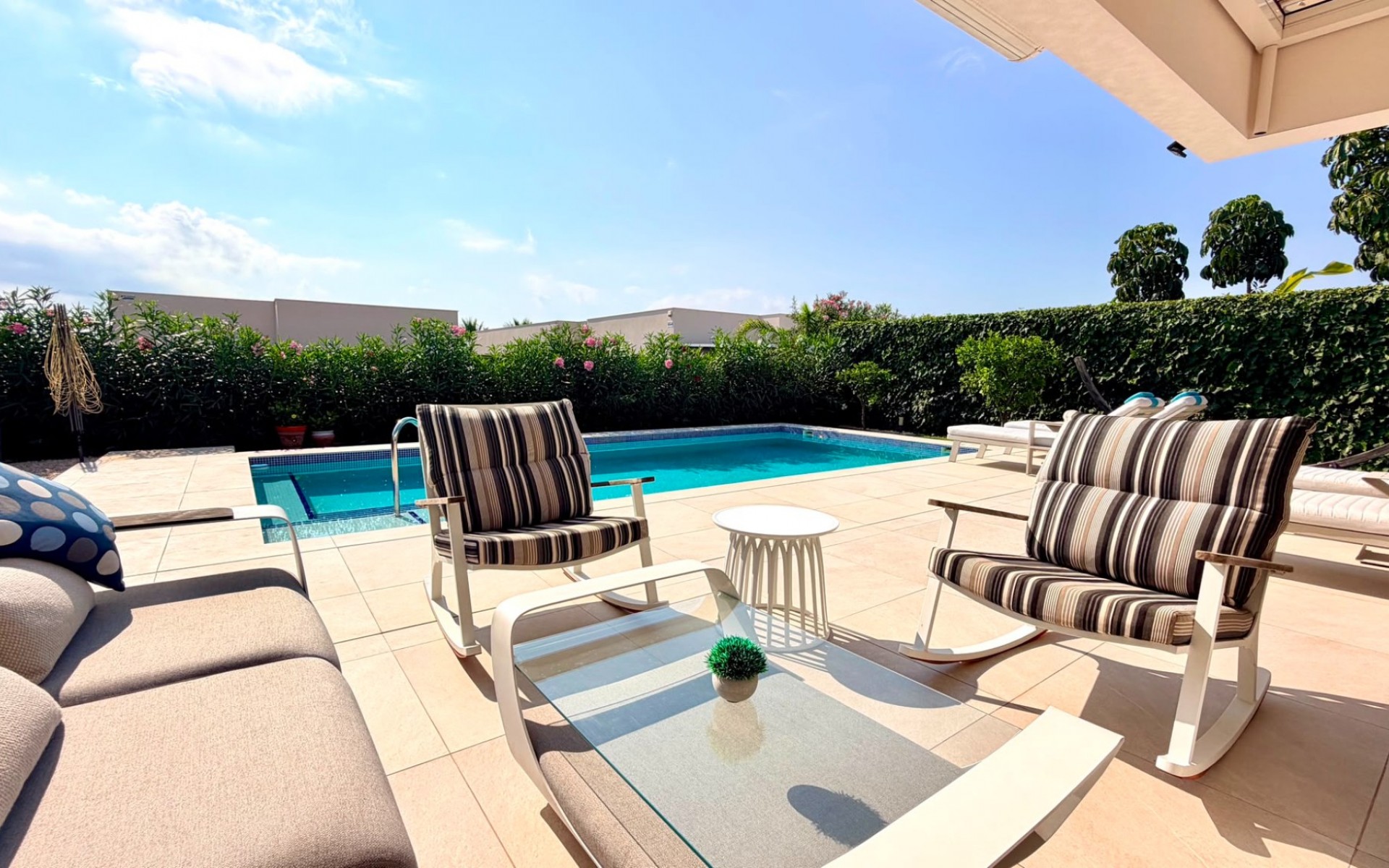Resale - Villa - Los Montesinos - Los Montesinos - Urb. La Herrada