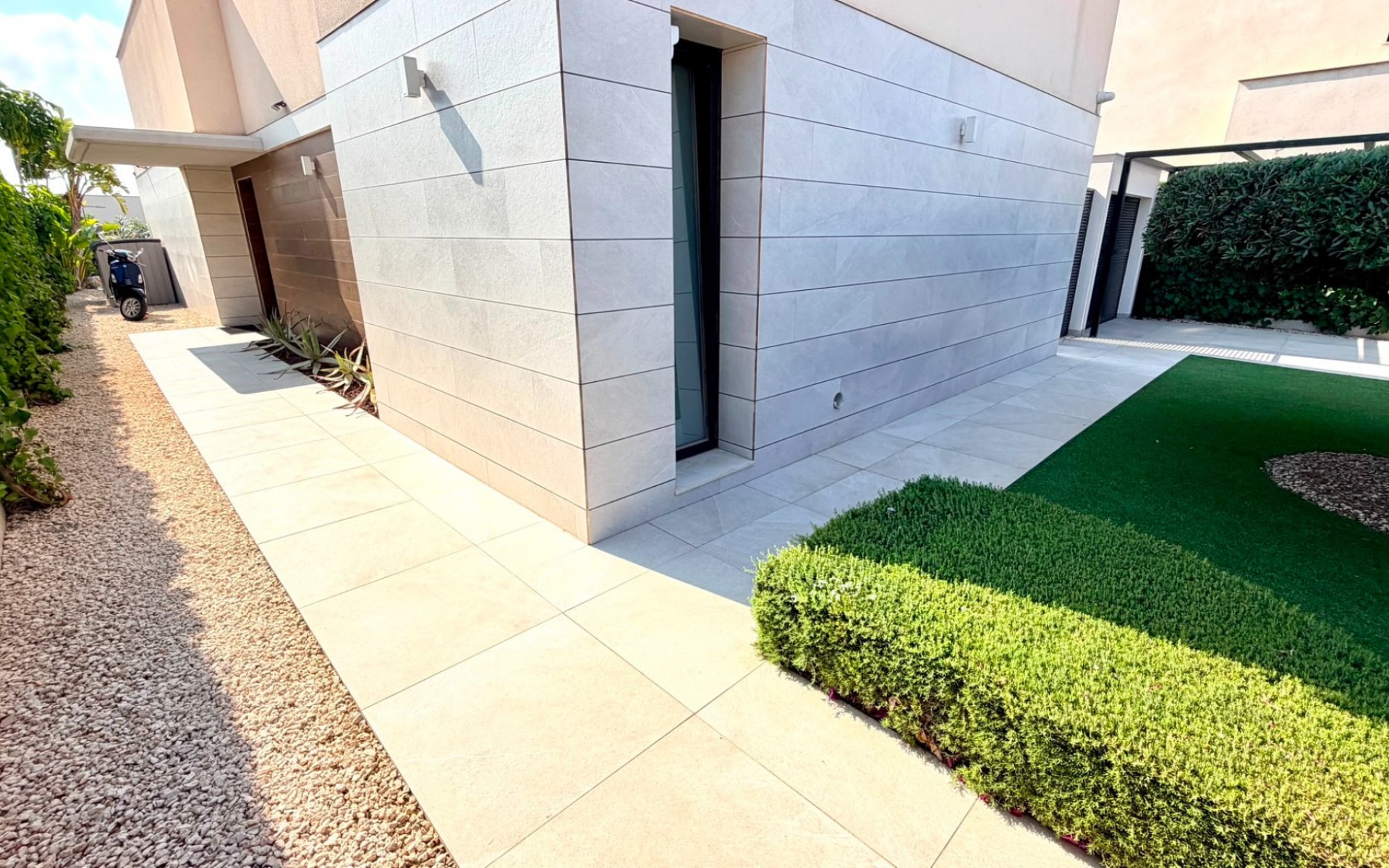 Resale - Villa - Los Montesinos - Los Montesinos - Urb. La Herrada