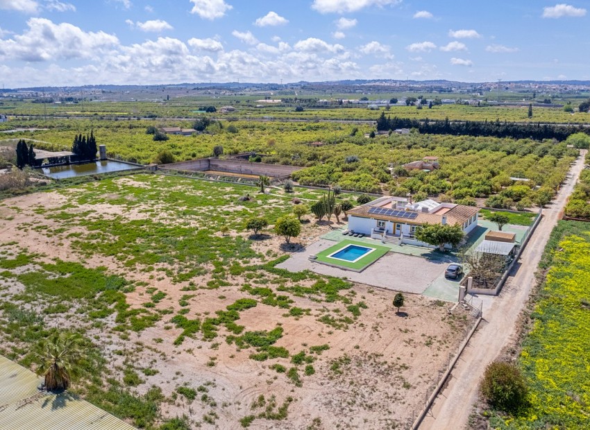 Resale - Villa - Los Montesinos