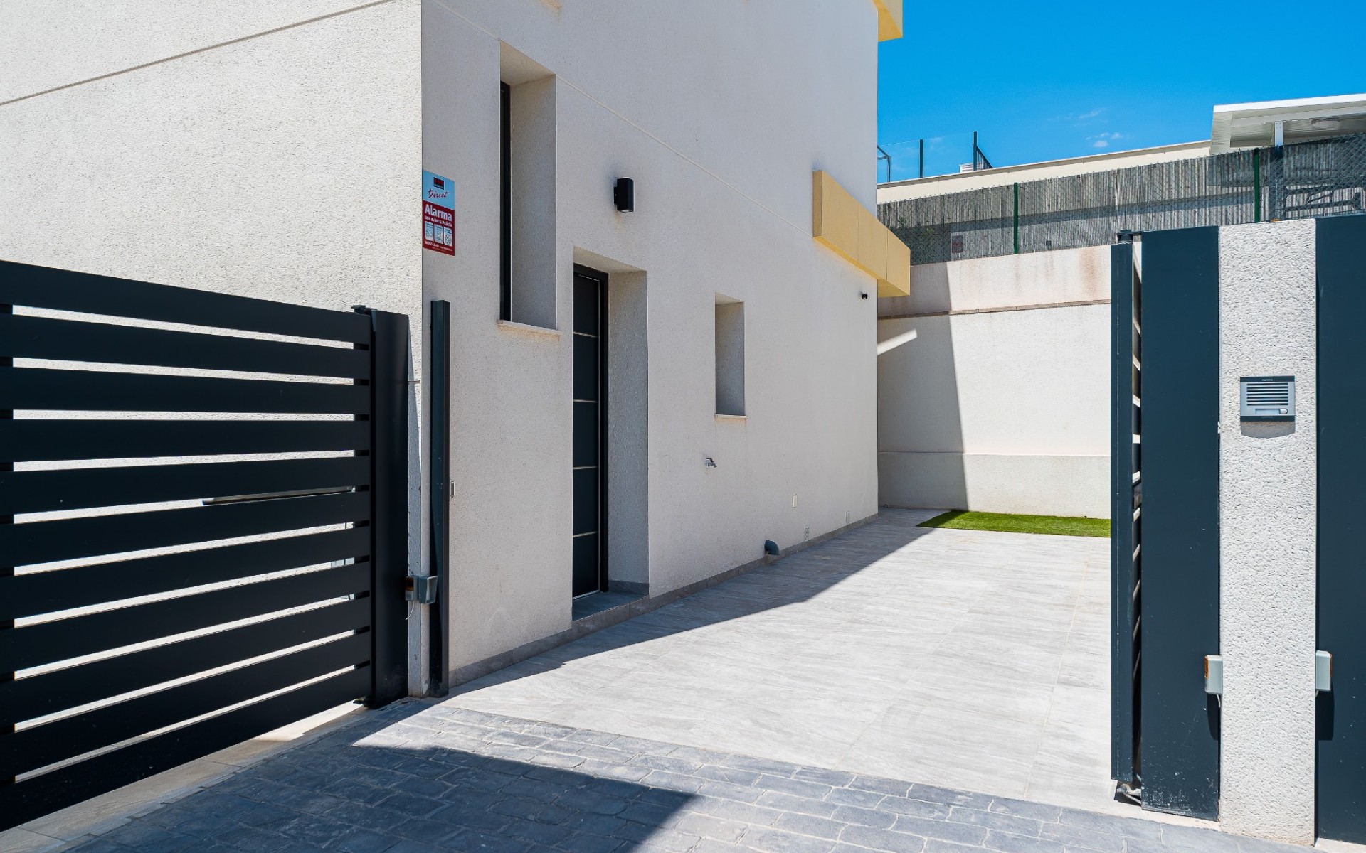 Resale - Villa - Los Montesinos