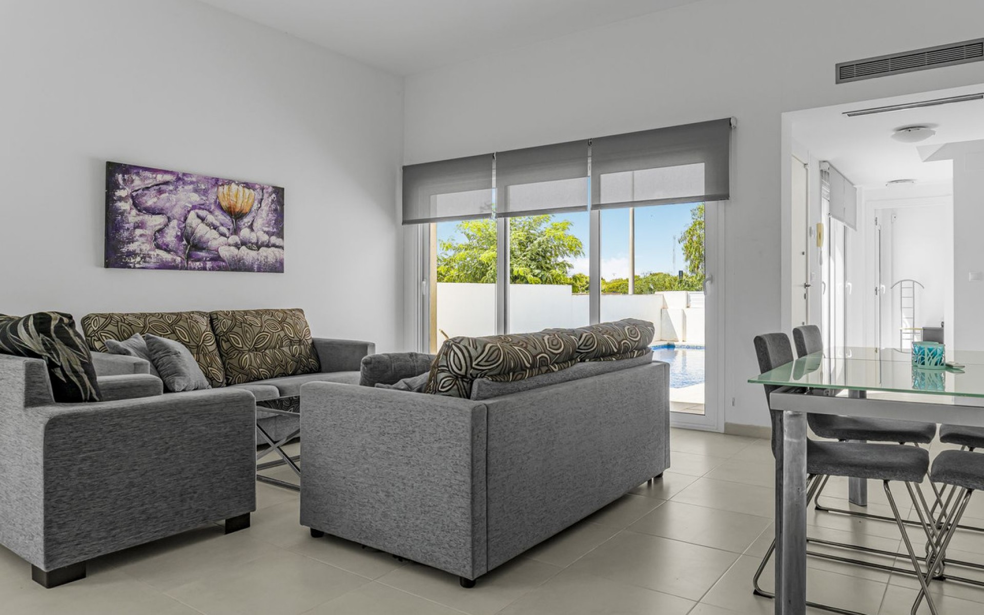 Resale - Villa - Mil Palmeras