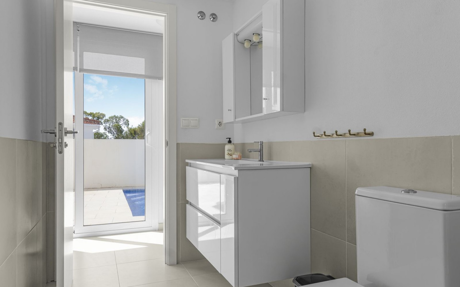 Resale - Villa - Mil Palmeras