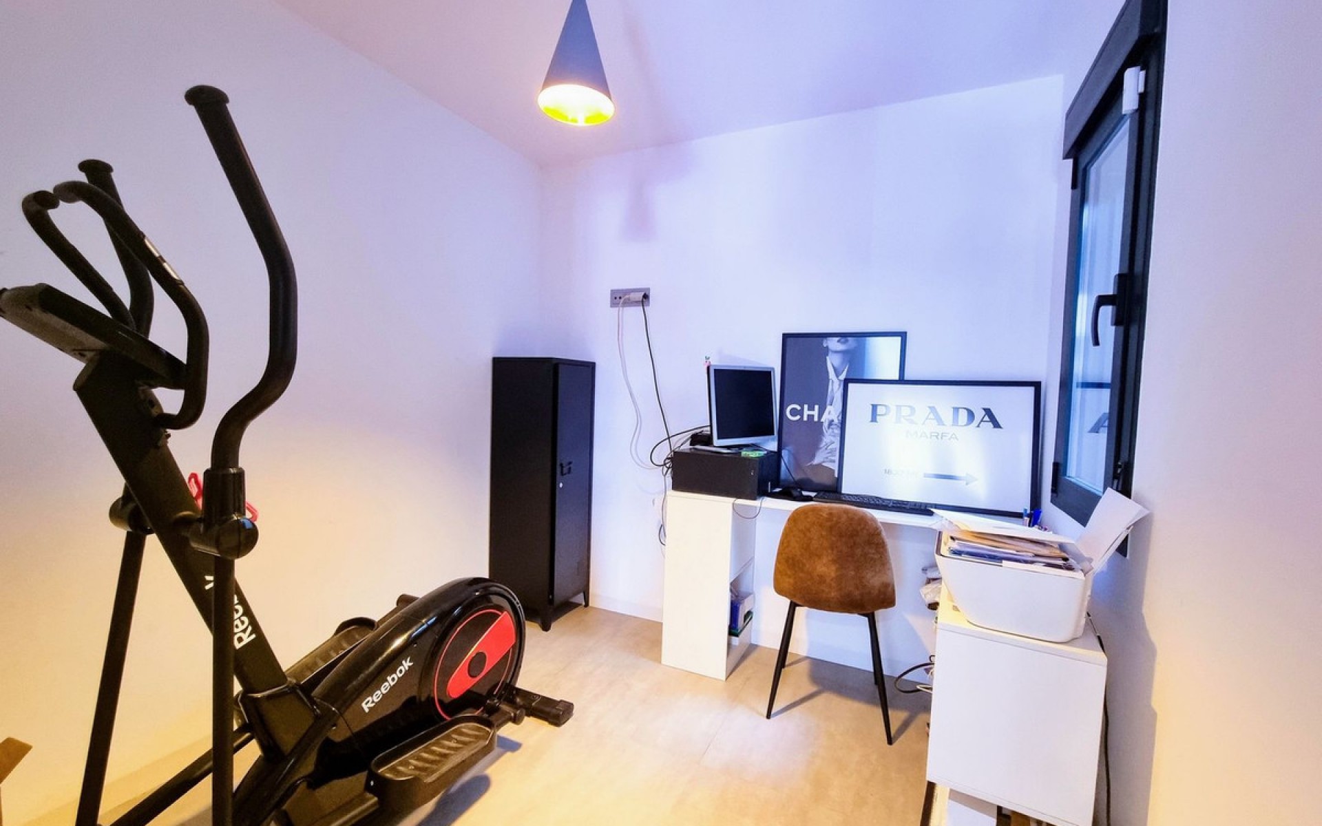 Resale - Villa - Mil Palmeras