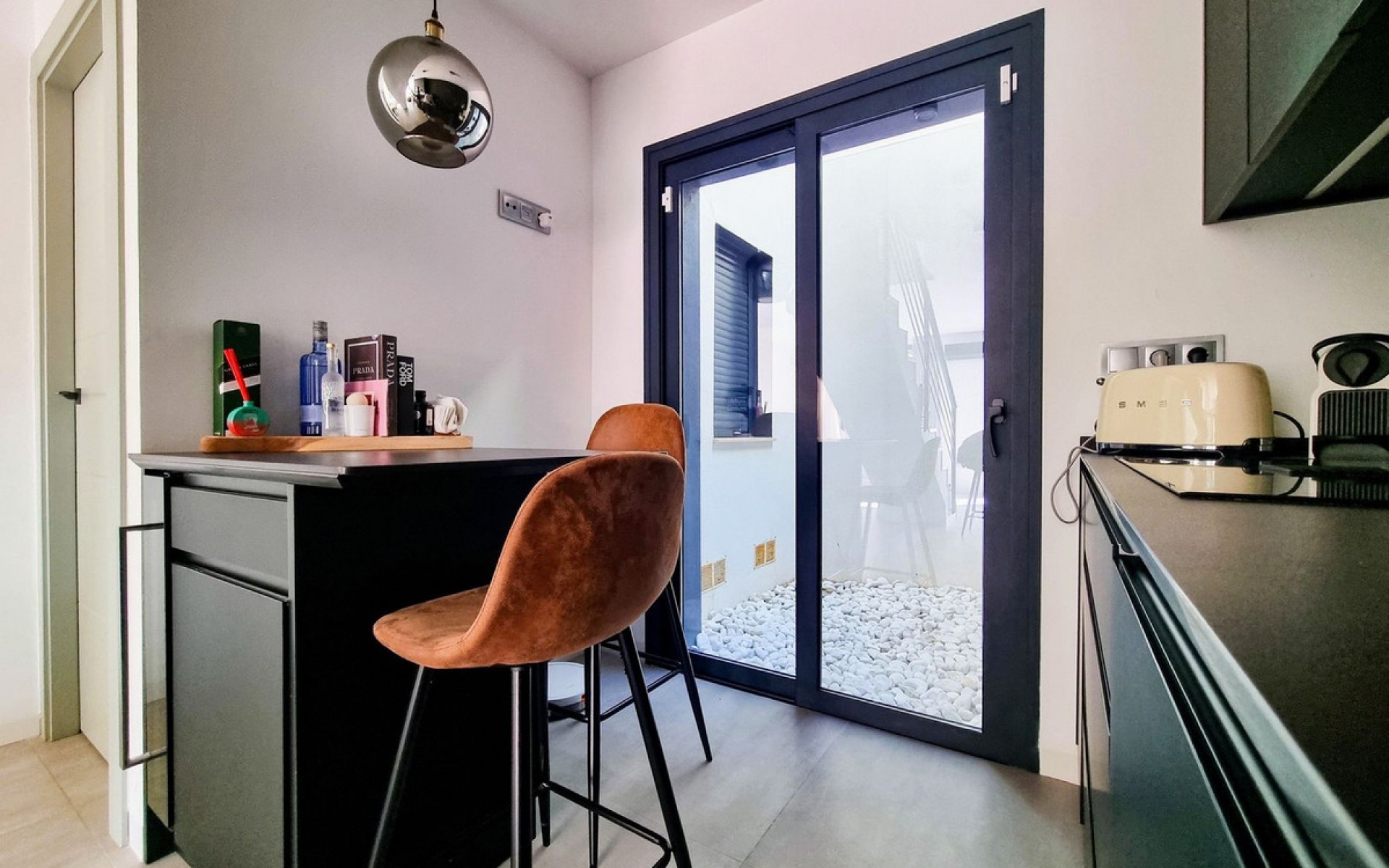 Resale - Villa - Mil Palmeras