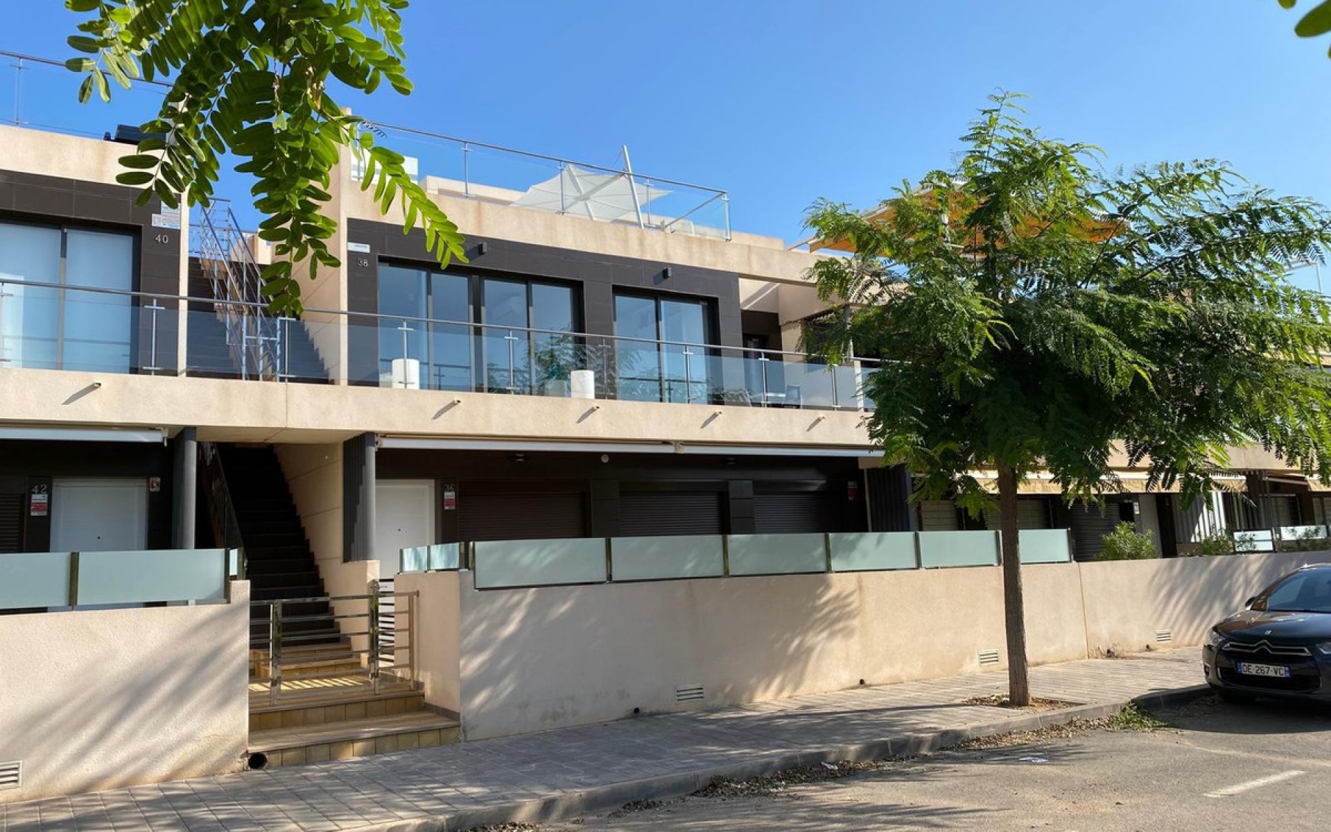 Resale - Villa - Mil Palmeras