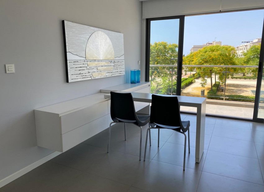 Resale - Villa - Mil Palmeras